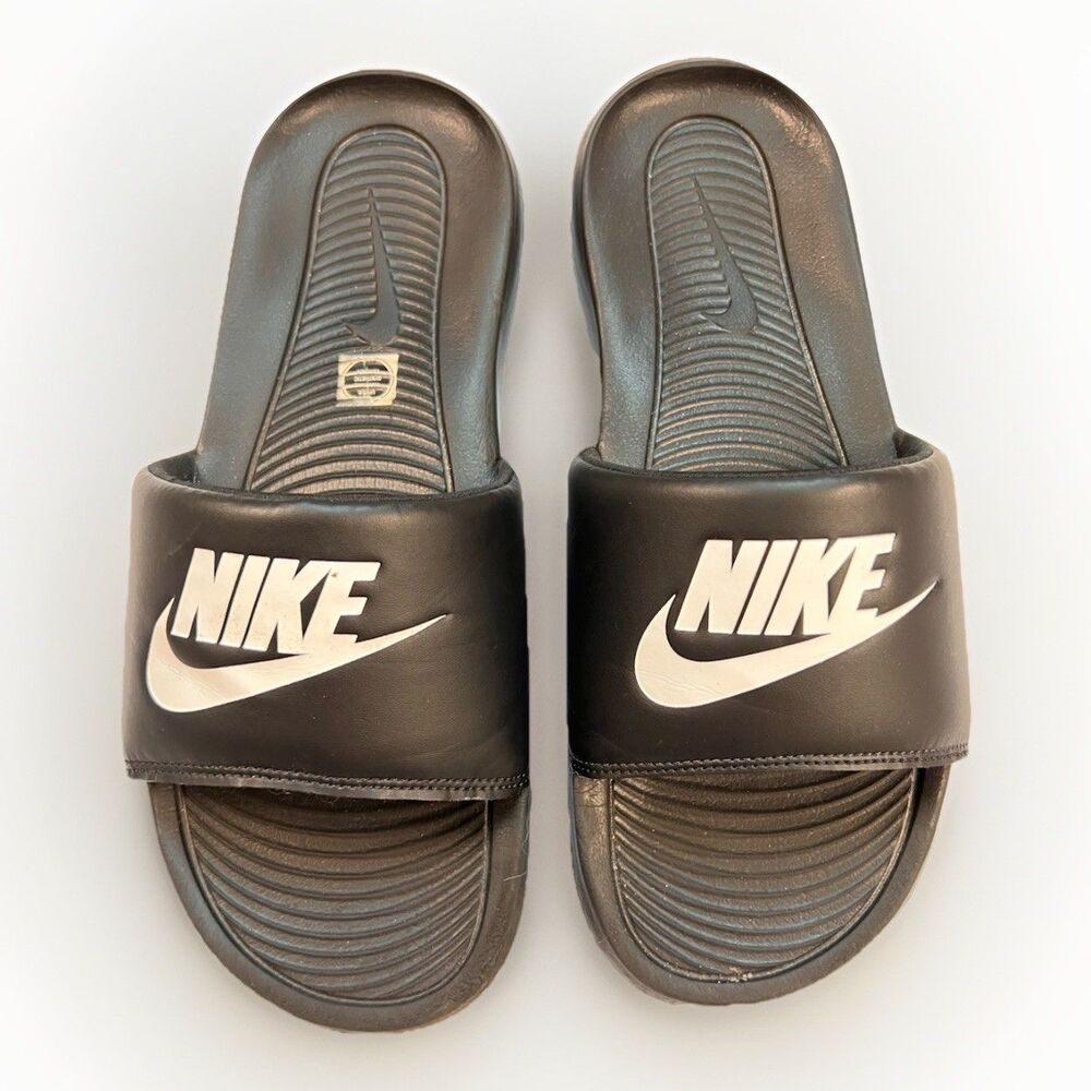 Nike Victori One Slide Sandals Men’s Size 10 Black Athletic Comfort Slides